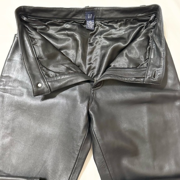 Vintage 90’s Gap Women’s Black Leather High Rise Straight Leg Pants, Rare - 10 - Picture 5 of 10